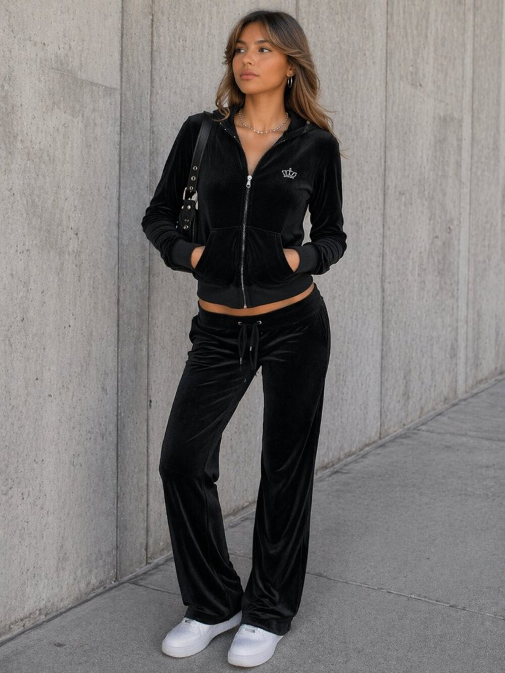 Juicy‎ Couture Velour Hoodie Crown Jewel Pink Y2K Glam Zip Women's M Retro